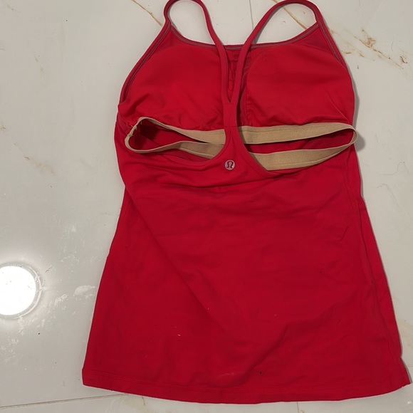 Lululemon tank - Picture 2 of 4